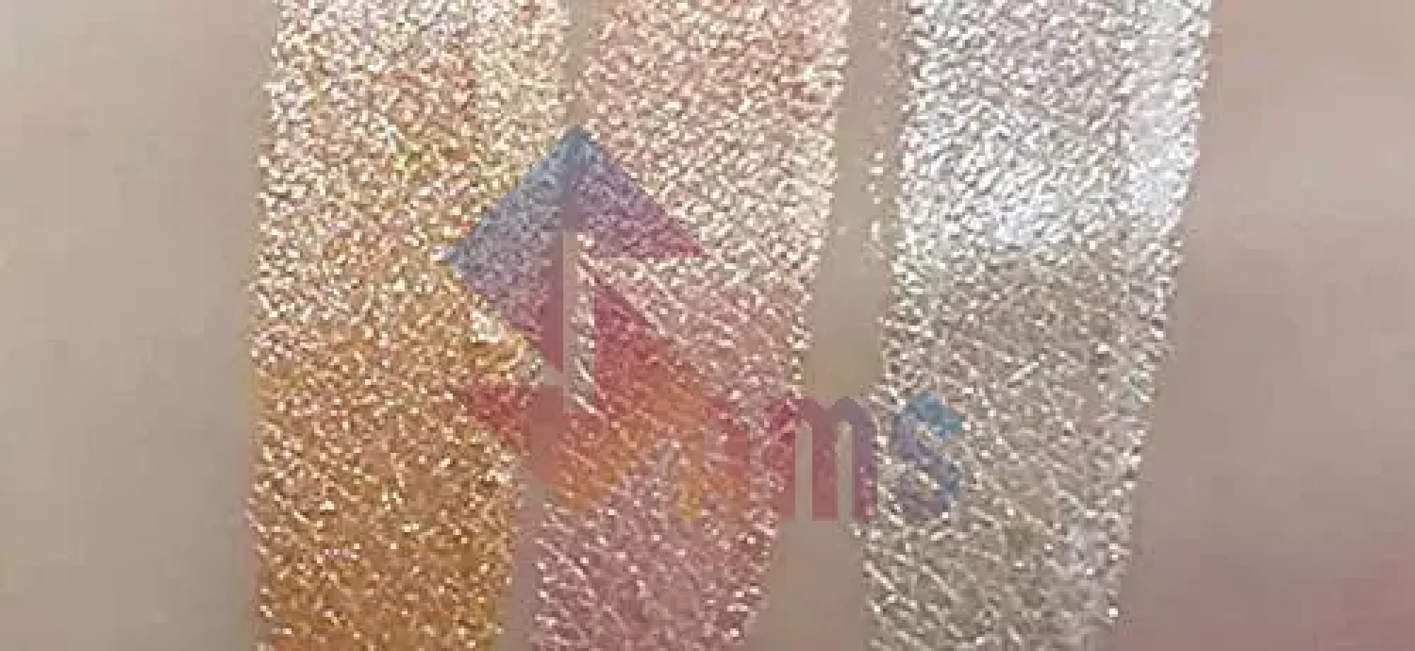 lakyou beauty swatches highlighter.webp